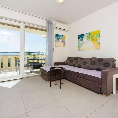 Apartments Petak Novi Dramalj Esterno foto
