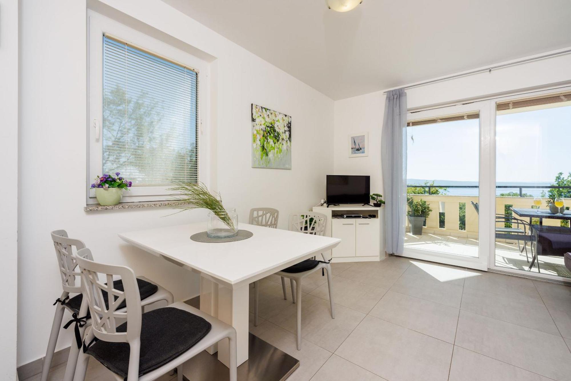 Apartments Petak Novi Dramalj Esterno foto